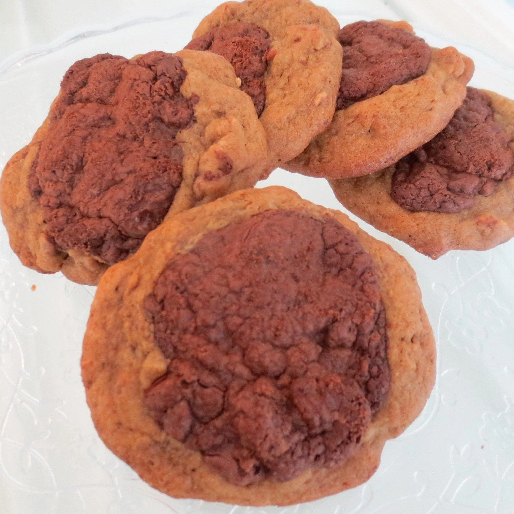 Black and White Walnut Cookie - Allons Y  Delivery