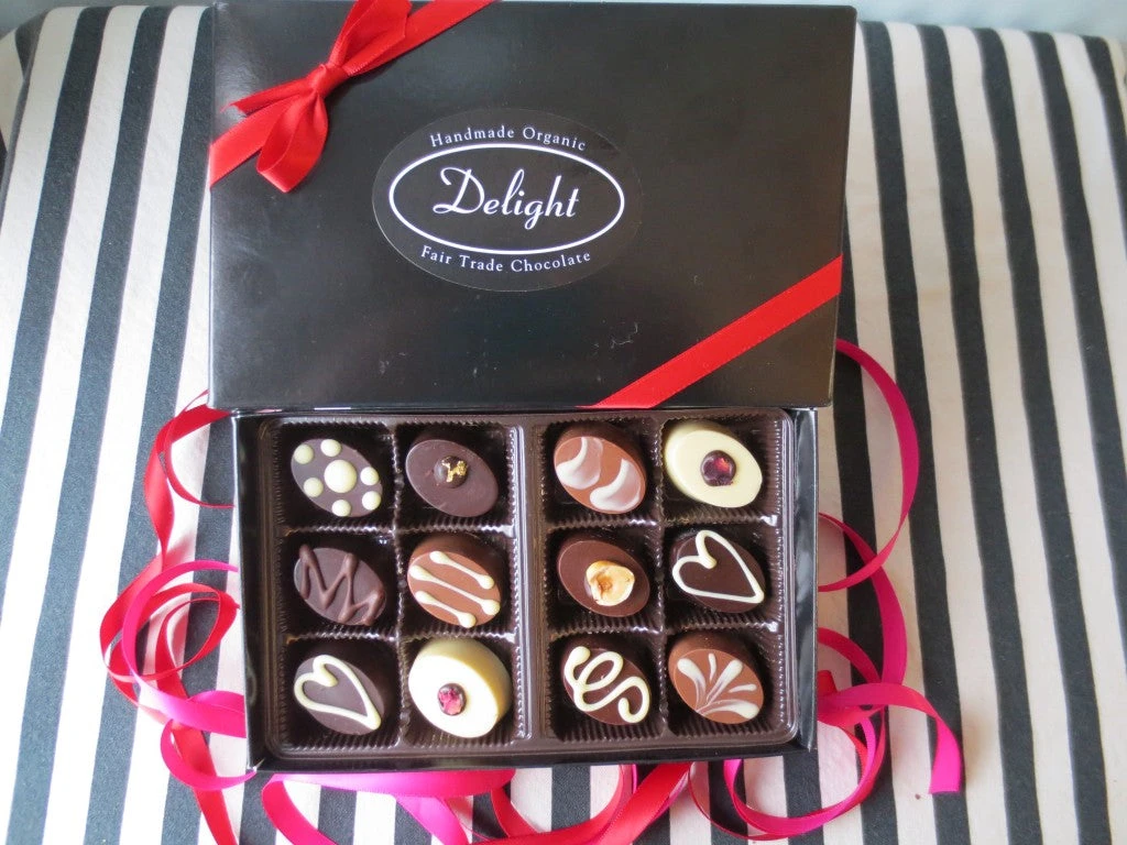 Delight Box of 12 Valentine's Day Chocolates - Allons Y  Delivery